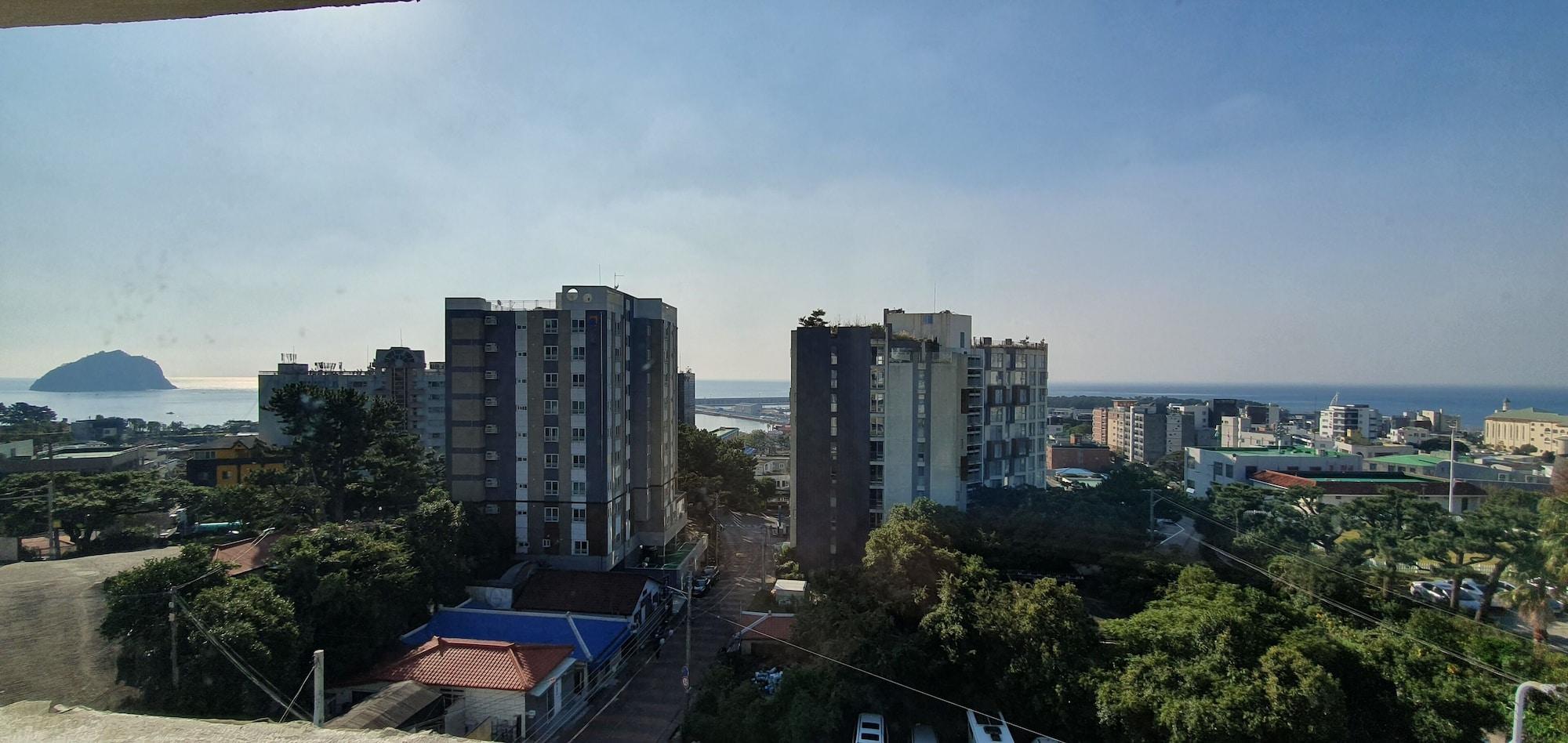 Hotel Good Inn Seogwipo Bagian luar foto