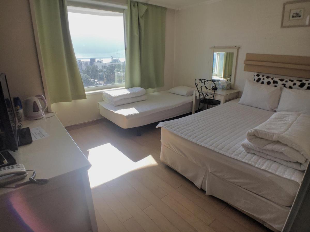 Hotel Good Inn Seogwipo Bagian luar foto