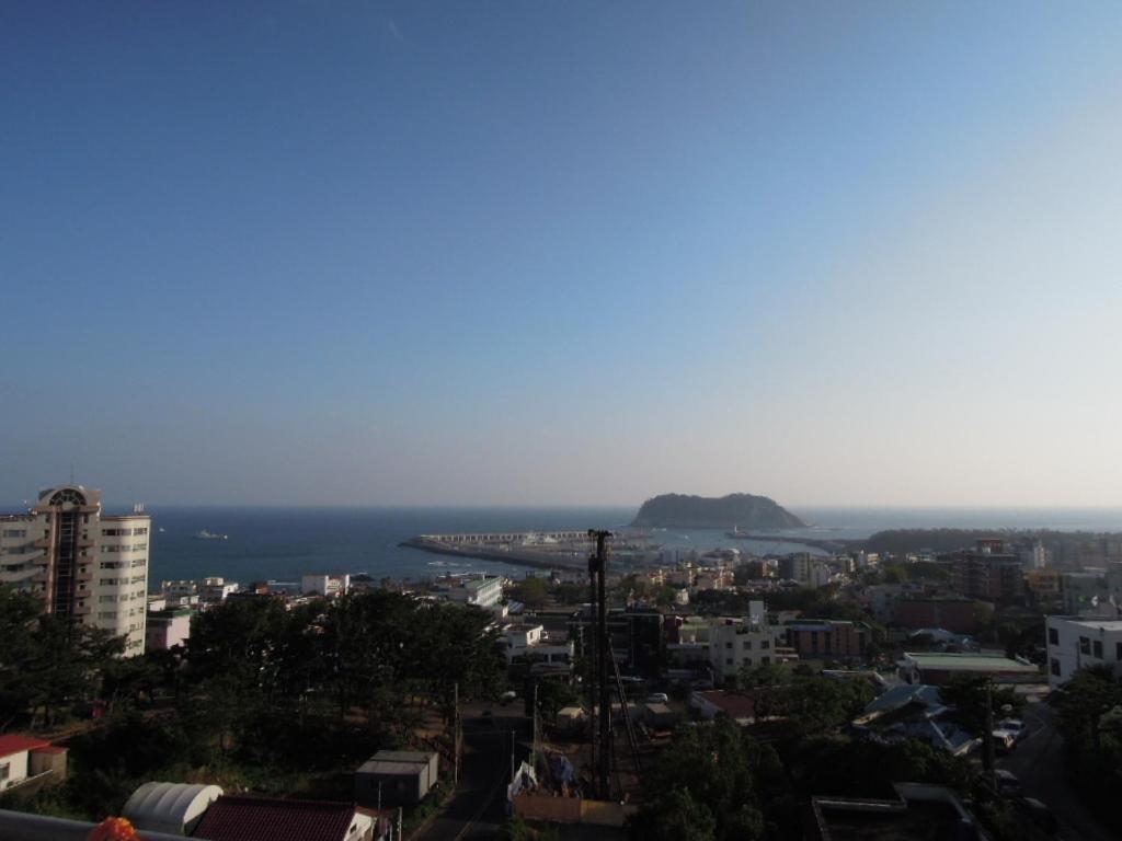 Hotel Good Inn Seogwipo Bagian luar foto